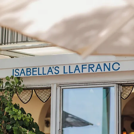 Isabella's Hotel 4*