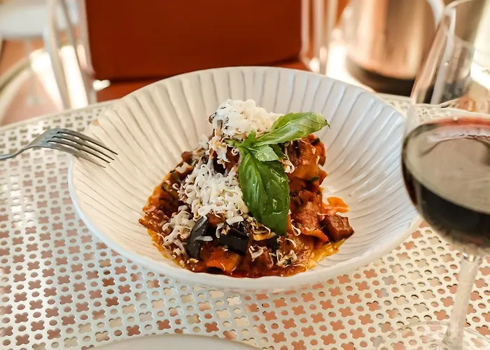 ホテル Isabella's リャフラン