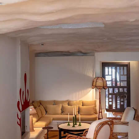 Llevant Hotel 4*